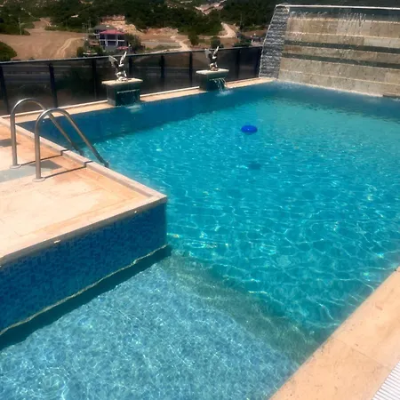 Villa Detached With A Private Pool In A Calm Area In *
