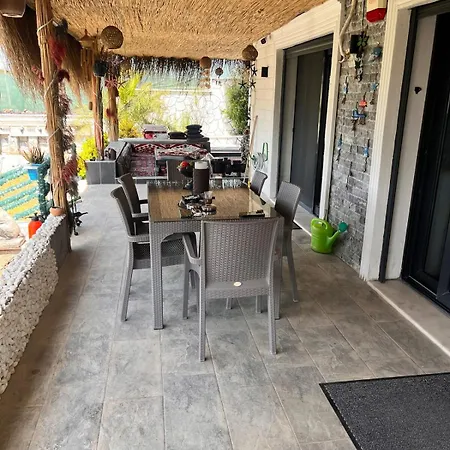 Detached With A Private Pool In A Calm Area In Villa