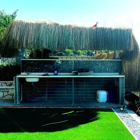 Detached With A Private Pool In A Calm Area In